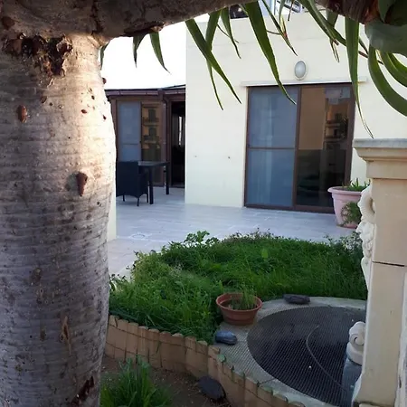 Bugibba Homes * St. Paul's Bay